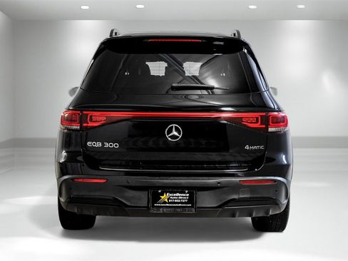 Used 2023 Mercedes-Benz EQB 300 4MATIC image 9