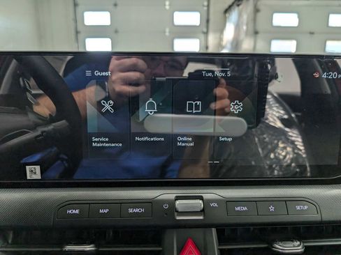 Certified 2025 Kia K4 LXS image 24