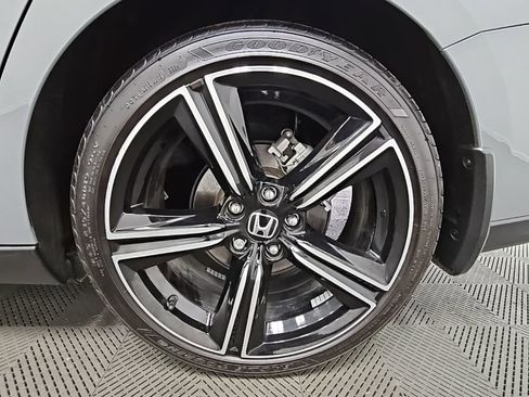 Used 2025 Honda Accord Sport image 43
