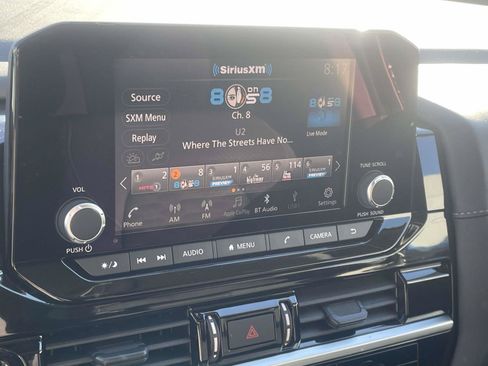 Used 2025 Nissan Pathfinder SV AWD/4WD image 8