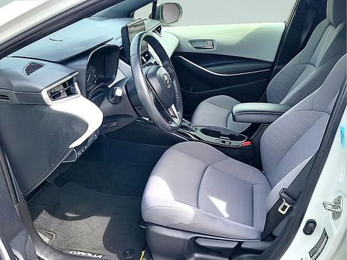 Used 2024 Toyota Corolla SE w/ SE Package FWD image 13