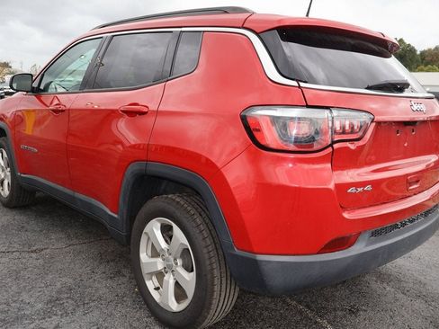Used 2019 Jeep Compass Latitude w/ Popular Equipment Group image 4
