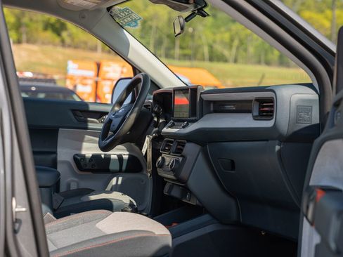 Certified 2024 Ford Maverick XLT image 13