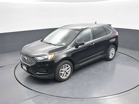 Used 2023 Ford Edge SEL AWD/4WD image 30