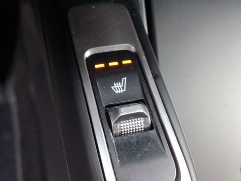 Certified 2022 Kia Sorento S w/ Panoramic Sunroof Package image 26