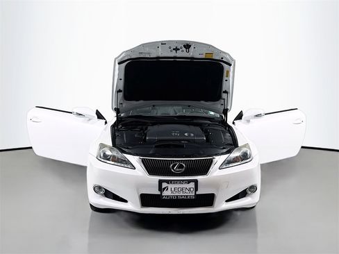 Used 2013 Lexus IS 250C image 16