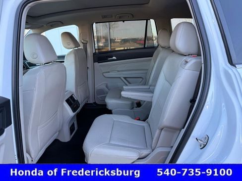 Used 2021 Volkswagen Atlas SE w/ Panoramic Sunroof Package image 27
