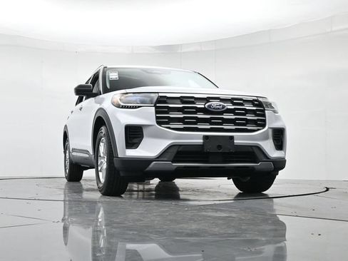 Used 2026 Ford Explorer Active RWD image 34