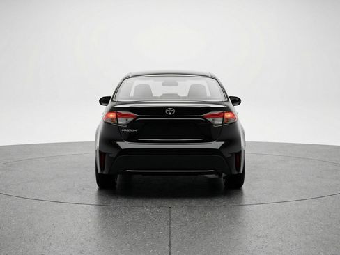 Used 2025 Toyota Corolla LE FWD image 7