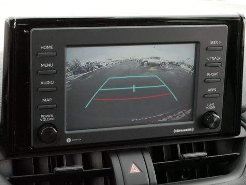 Used 2021 Toyota RAV4 XLE image 30