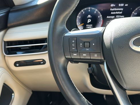 Certified 2022 INFINITI QX60 Sensory w/ Cargo Package image 15