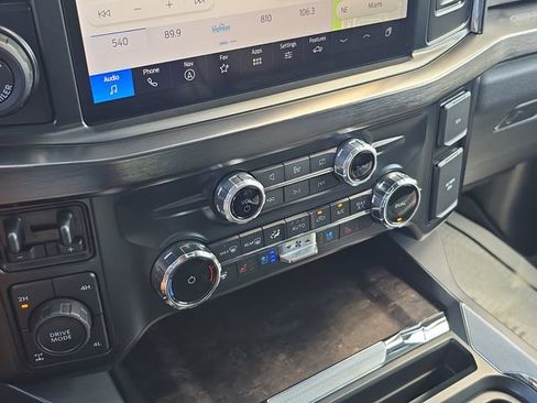 Used 2024 Ford F250 Lariat w/ Lariat Ultimate Package image 23