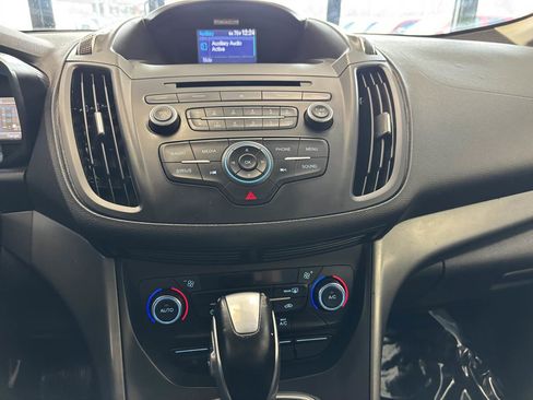 Used 2017 Ford C-MAX SE image 17