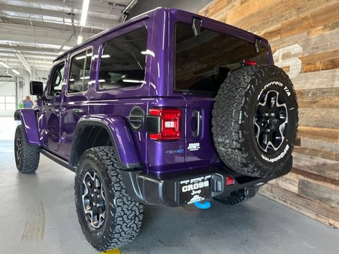 Used 2023 Jeep Wrangler Unlimited Rubicon 4xe w/ Cold Weather Group AWD/4WD image 23