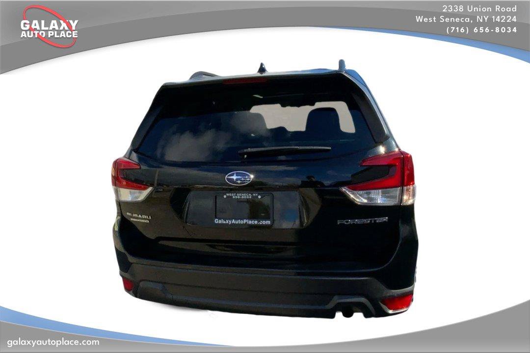 Used 2021 Subaru Forester Premium AWD/4WD image 6