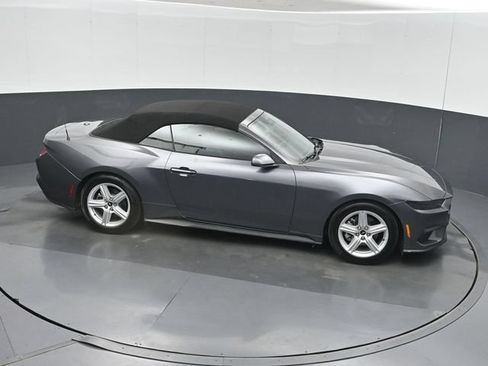 Used 2026 Ford Mustang Premium RWD image 36