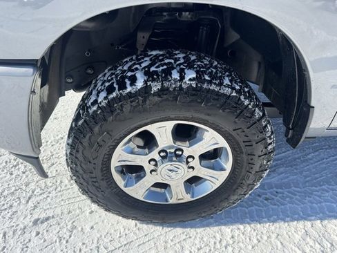 Used 2024 RAM 2500 Big Horn w/ Sport Appearance Package image 8