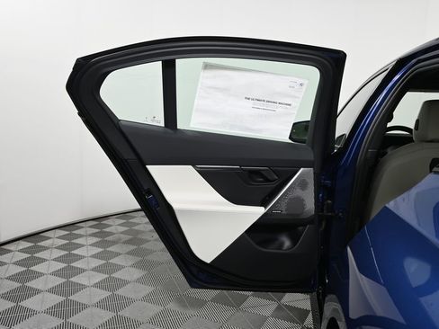 New 2026 BMW 530i xDrive image 29