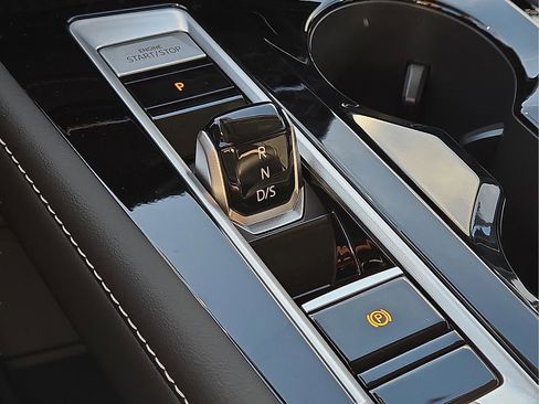 New 2026 Volkswagen Atlas SE image 23