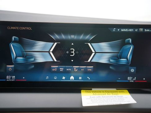 Used 2025 BMW X3 xDrive30i w/ Premium Package image 17