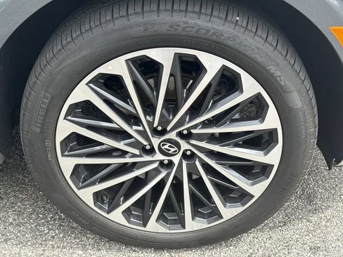 Used 2026 Hyundai Palisade Calligraphy FWD image 12