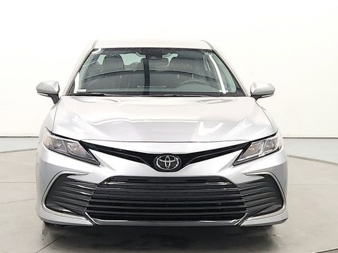 Used 2023 Toyota Camry LE w/ Convenience Package image 2