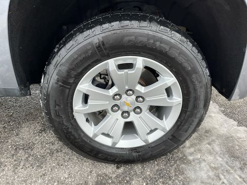 Used 2022 Chevrolet Colorado LT w/ LT Convenience Package image 35