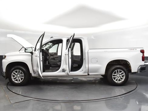 Used 2022 Chevrolet Silverado 1500 LT image 41