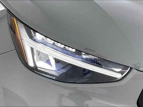 New 2026 Volvo XC40 B5 Core w/ Climate Package image 36