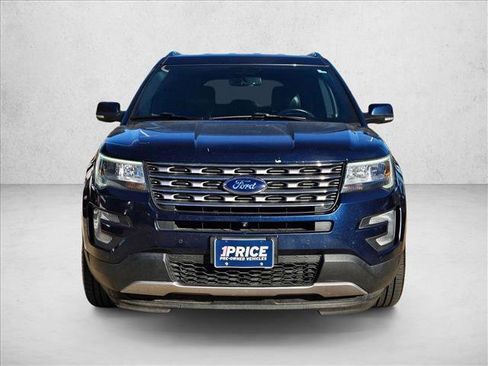 Used 2017 Ford Explorer Limited image 2