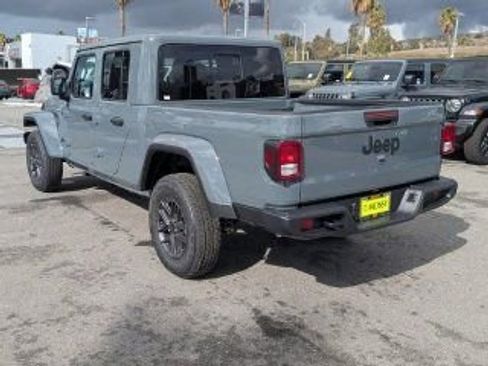 New 2026 Jeep Gladiator Sport image 7