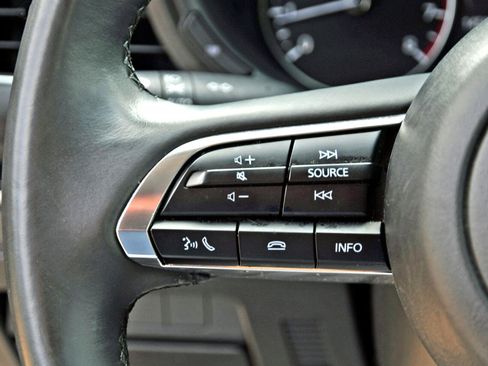 Used 2024 MAZDA MAZDA3 s image 10