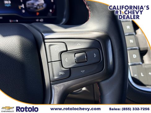 Used 2023 Chevrolet Suburban RST w/ Luxury Package RWD image 28