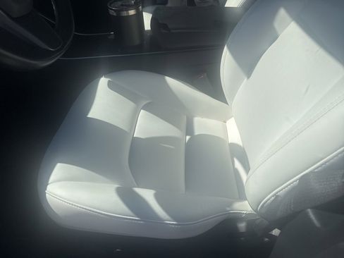 Used 2019 Tesla Model 3 Long Range image 18