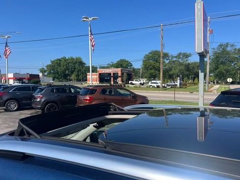 Used 2019 Volkswagen Tiguan SEL Premium AWD/4WD image 10
