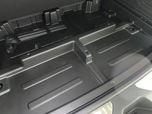 New 2026 Chevrolet Suburban Premier w/ Sun And Tow Package image 29