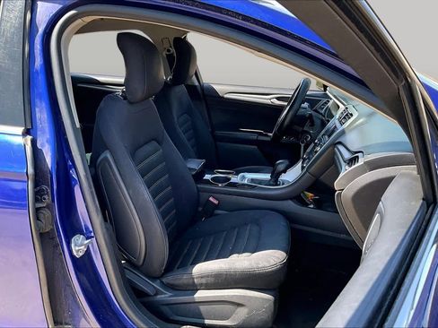Used 2014 Ford Fusion SE FWD image 8