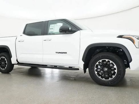 Used 2026 Toyota Tundra SR5 AWD/4WD image 28