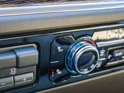 New 2026 GMC Sierra 3500 SLE w/ SLE Value Package image 28