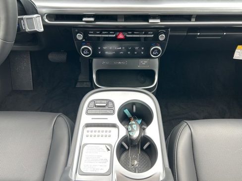 New 2026 Hyundai Ioniq 9 SEL image 28