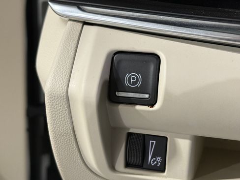 Used 2020 Cadillac CT4 Luxury w/ Bose Premium Audio Package image 23