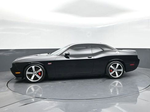 Used 2012 Dodge Challenger SRT8 w/ Premium Sound Group RWD image 5