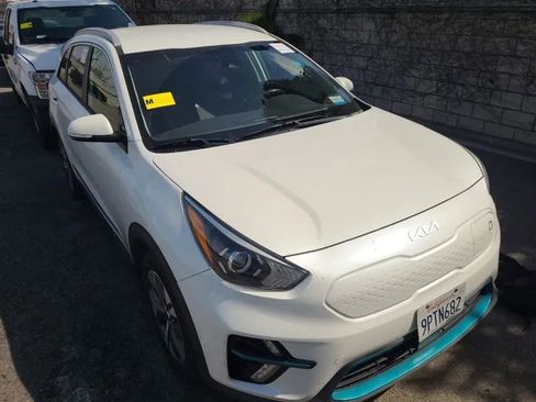Used 2022 Kia Niro EX image 1