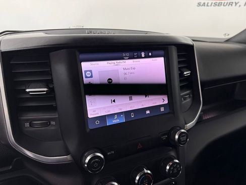 Used 2024 RAM 2500 Big Horn w/ Bed Utility Group image 18