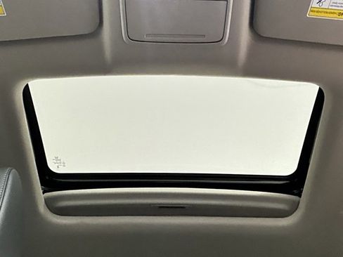 Used 2026 Honda CR-V EX-L image 11