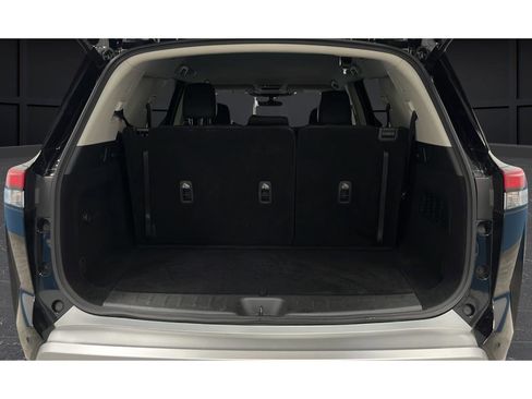 Used 2025 Nissan Pathfinder SL w/ Black Appearance Package FWD image 27