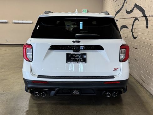 Used 2023 Ford Explorer ST w/ Technology Package AWD/4WD image 6