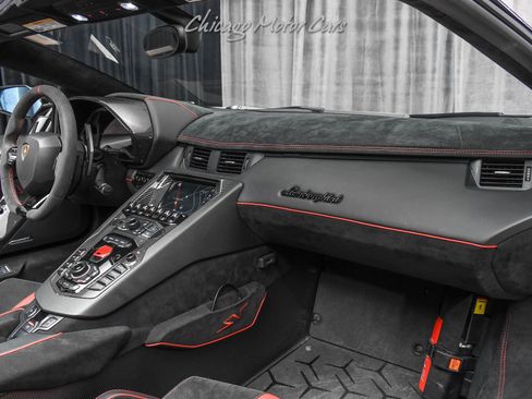 Used 2016 Lamborghini Aventador LP 750-4 Superveloce image 22