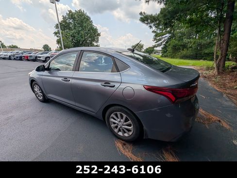 Used 2019 Hyundai Accent SEL FWD image 7