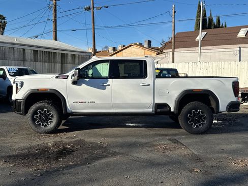New 2026 GMC Sierra 2500 AT4X image 6